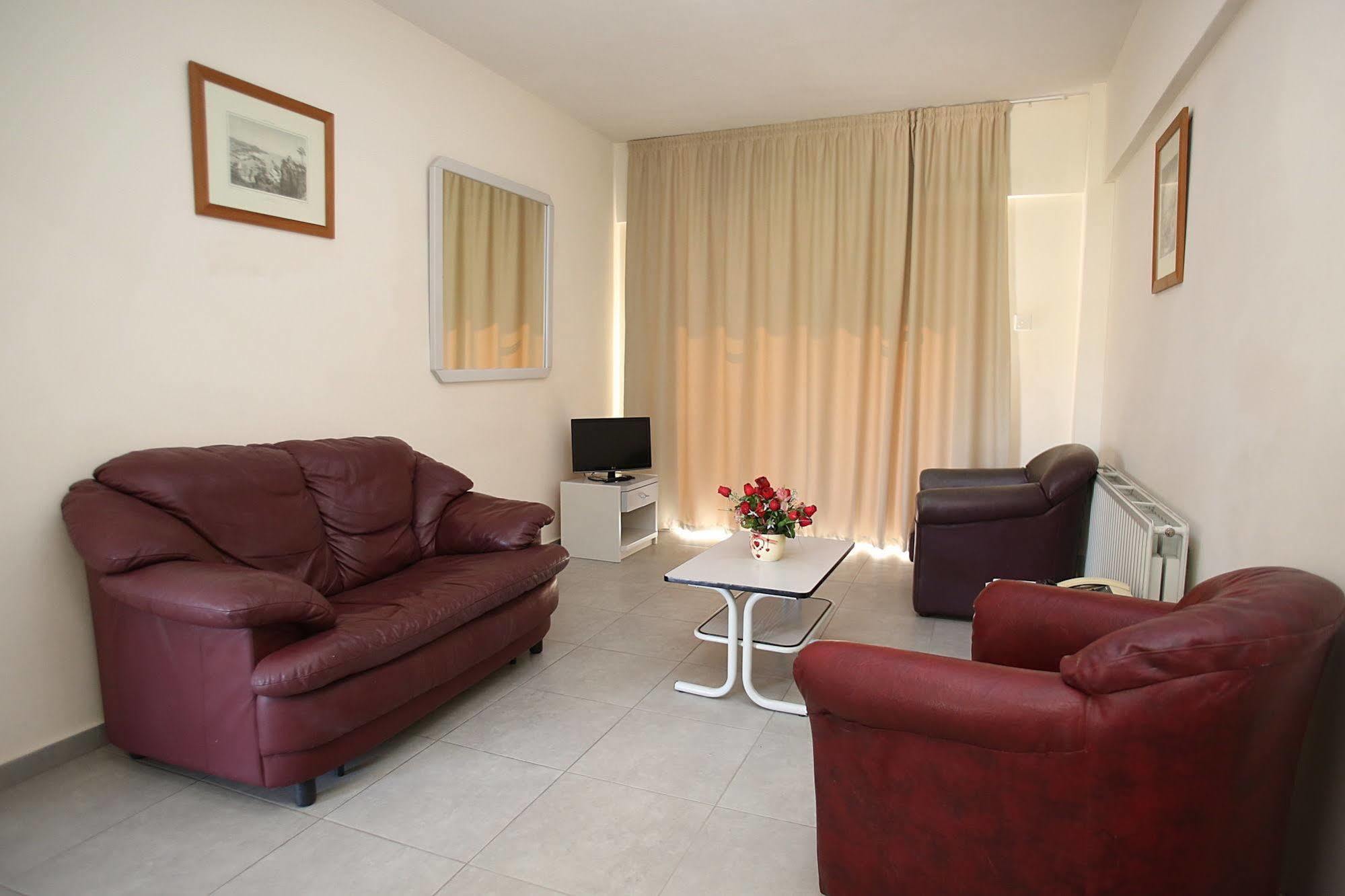 Sunquest Gardens Holiday Resort Limassol Extérieur photo