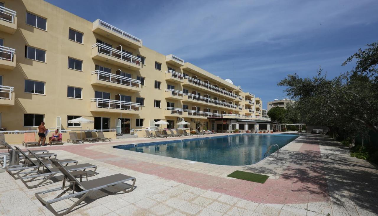 Sunquest Gardens Holiday Resort Limassol Extérieur photo