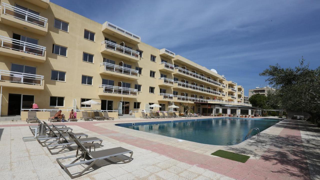Sunquest Gardens Holiday Resort Limassol Extérieur photo