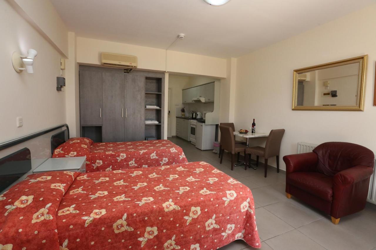 Sunquest Gardens Holiday Resort Limassol Extérieur photo